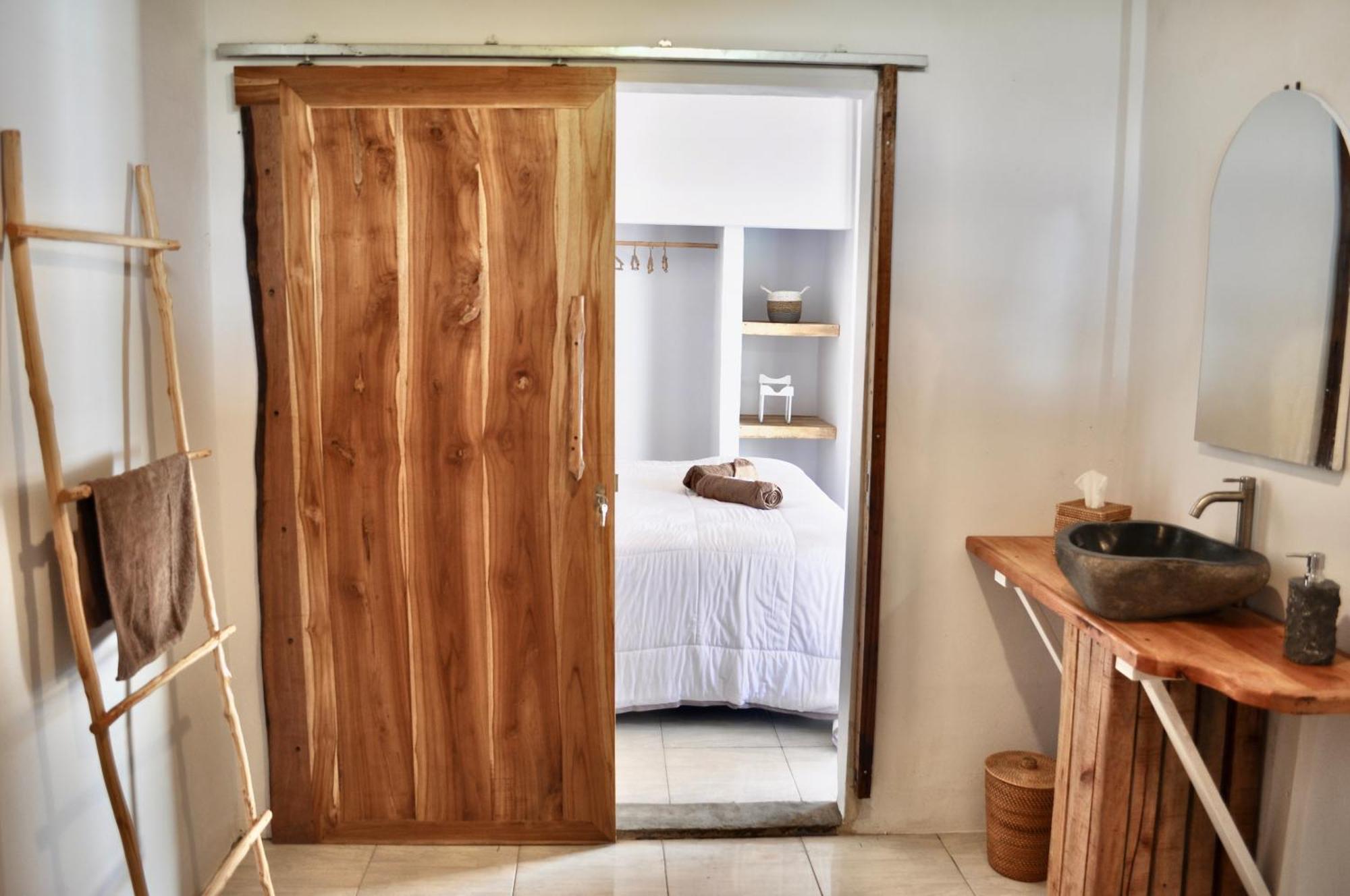 Ripbowl Guest House Selong Belanak Ngoại thất bức ảnh