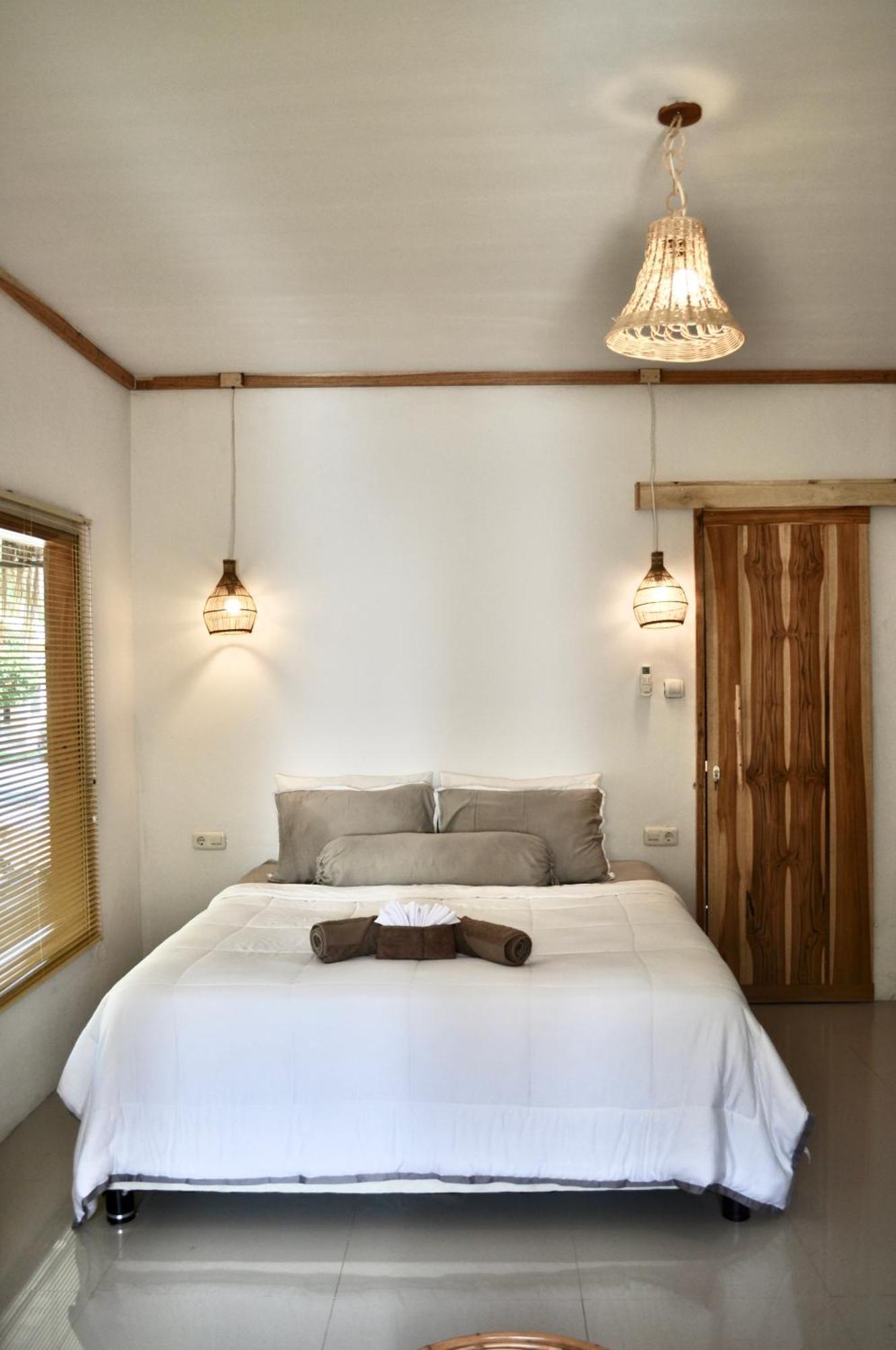 Ripbowl Guest House Selong Belanak Ngoại thất bức ảnh