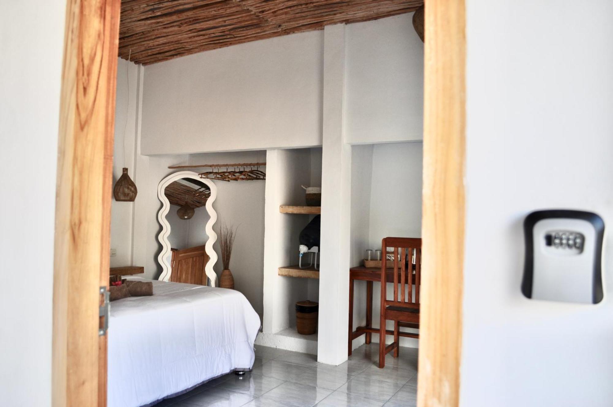 Ripbowl Guest House Selong Belanak Ngoại thất bức ảnh