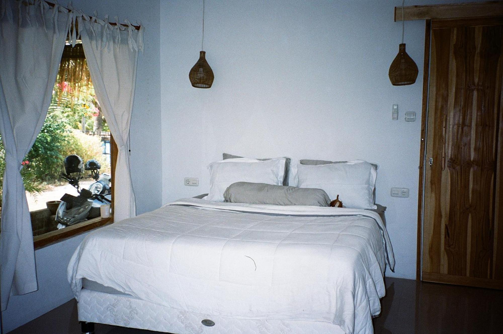 Ripbowl Guest House Selong Belanak Ngoại thất bức ảnh