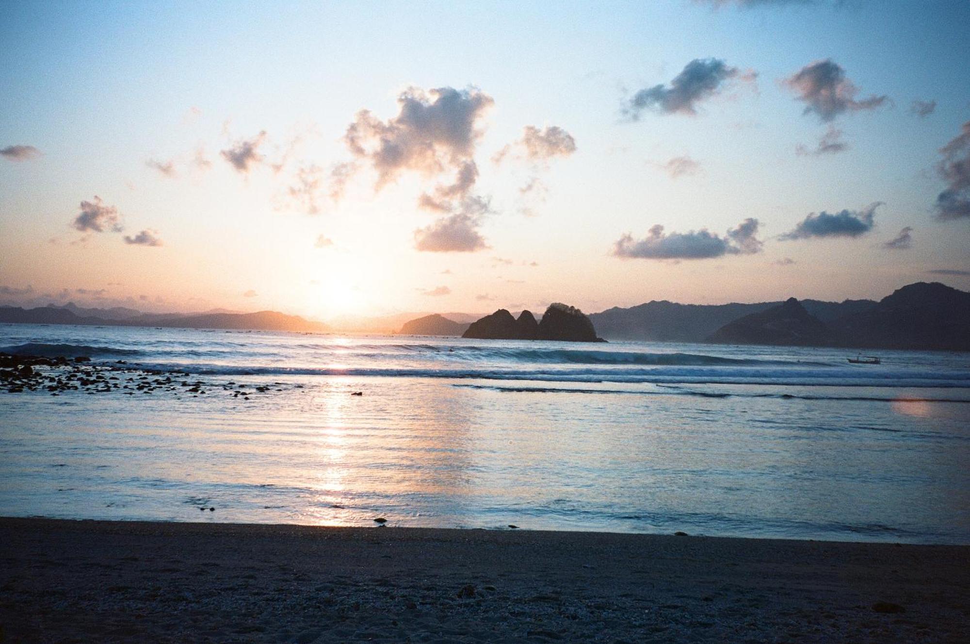 Ripbowl Guest House Selong Belanak Ngoại thất bức ảnh